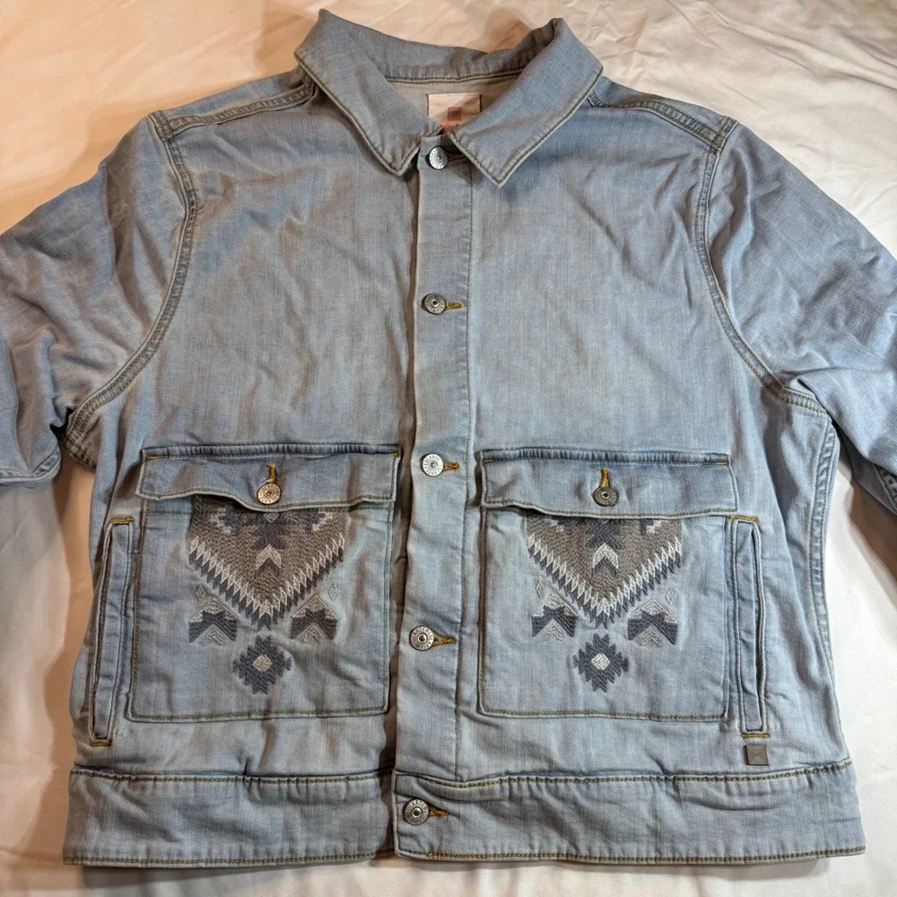 LuLaRoe Jaxson Denim Jacket Aztec Embroidery Blue Women's 2XL Boho Trucker‎ Y2K